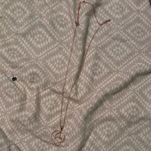 Elegant Rose Gold Pendant Necklace